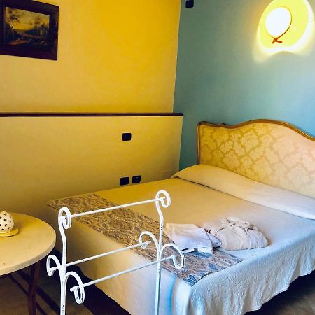Delicious Santa Croce Apartment ลุคคา ภายนอก รูปภาพ